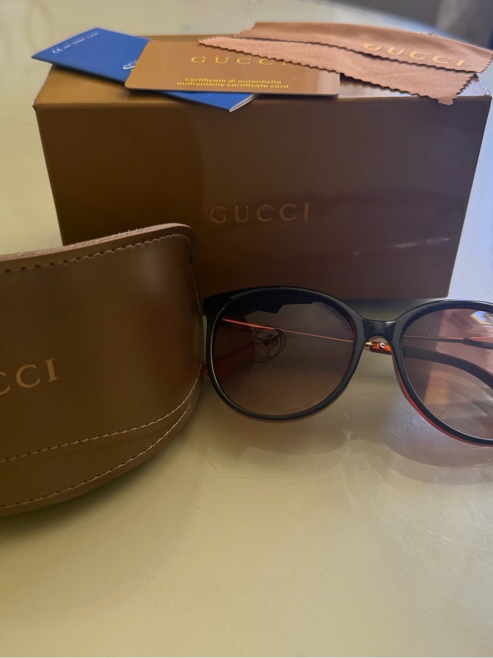 Gucci womans  Brown Gradient Lens Sunglasses